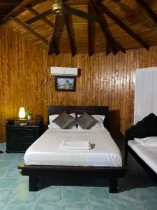 OKAYO HOsTEL - Playa Mendiguaca