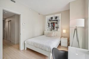 Modern 2 Bedrooms Downtown Montreal