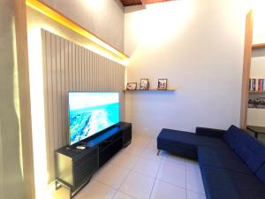 Casa Ubatubana II, em Praia do Sapê - Ar condicionado, cozinha completa e Wi-Fi