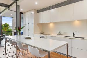 53B Murphy Street - Modern luxury in Port Douglas