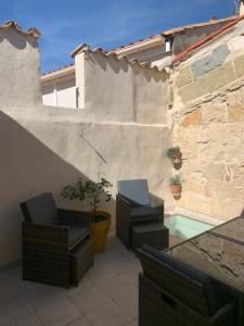 Maisons de vacances Quiet street in old Meze - terrace, 250m to beach : photos des chambres