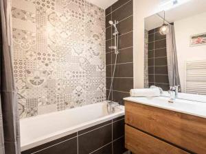 Appartements Appartement moderne avec balcon et parking a Valmorel - FR-1-291-1019 : photos des chambres