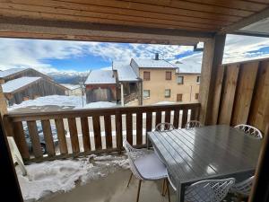 T3 aux Angles: 6 pers, parking, animaux admis - FR-1-758-35