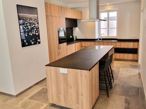 Maisons de vacances Maison renovee coeur de Groix, 9 couchages - FR-1-813-13 : photos des chambres