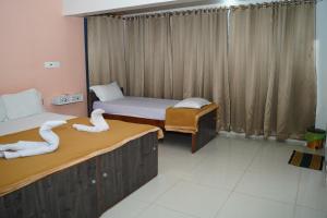 ALAYA ROOMS