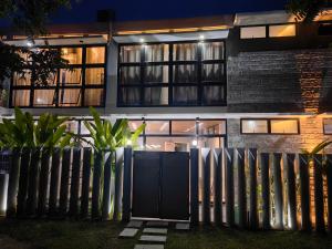 Arrow Hill Vacation House