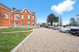 BridgeCity SPACIOUS 1Bed Studio Apartment Maidstone w free Parking