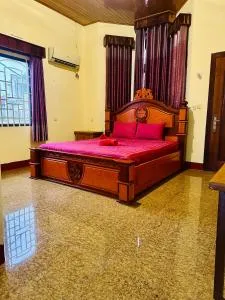 Savet Hostel - Srê Ângkrông