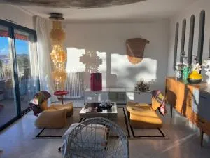 Soleil et serenite au Cap Brun Toulon - La Palasse