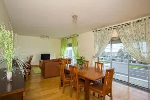 Apartment T3 in Downtown with Sea View - 蓬塔德尔加达