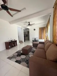 FA Homestay - Kampong Batu Dua