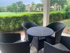 STUDIO APARTMENT - TARUDHAN VALLEY GOLF RESORT Gurgaon