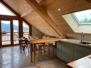 Appartement entre lac & montagne