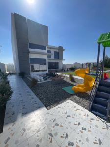 calm chalet گالم شالية