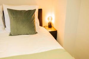 Royal 60m2 One Bedroom Apartment - VW140A