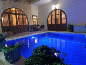 Lavender Farmhouse - Birbuba