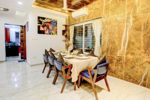 Alaya Stays 4 BHK with Poolside Gazebo & Garden - Villa Nest