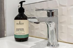 City Centre Studio Apartments - Riley Apartment - Short Stays UK Ltd