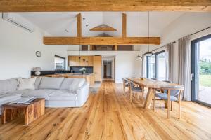 Zielono Mi! Dom przy Puszczy Kampinoskiej