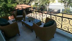 Villa Maira 2, Amazing Family apartment, 4 BR, 2 BA, Swimming Pool, 150m to beach