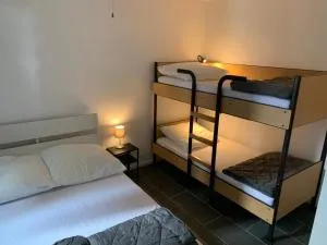 Cologne Hostel - Heimbach