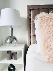 Modern London Apartment - Near Excel, O2 - Free WIFI, Netflix