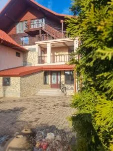 Casa Central - Humuleşti