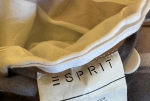 Yu的公寓 地铁附近2个大床房电竞游戏休闲酒店公寓商业街超市轻轨港口机场直达