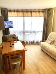 coquet studio au cœur de la station côte 2000