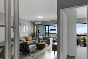 Two Bedroom Luxury Apartment, Century City - BackUp Power - Edgemead
