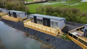 Malton Lake Lodge 2Beds Sleeps 4 Small Pets only - 莫尔顿