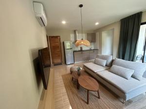 Jolies Place Family Apartment