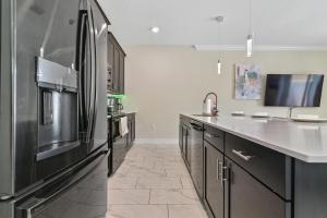 Last Minute Disney Getaway! Private Pool, Hot Tub & Games Room. Book Now! #97491