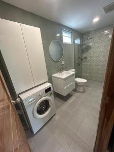 Jolies Place Family Apartment