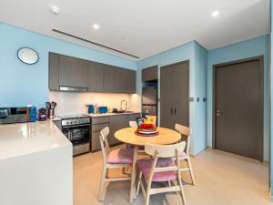 Grande Signature,1 Bdr, 4 Guests, Burj Khalifa Infinity Pool, Dubai Mall