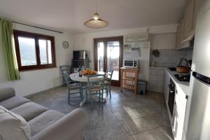 Casa nel vigneto con vista mare img11