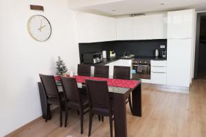 Riverside Palace Suites