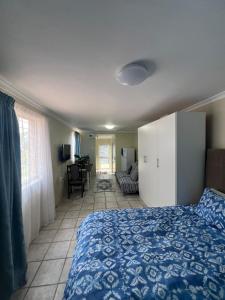 Three Little Birds Guest Cottage