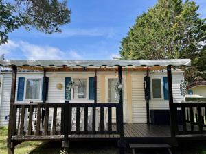 Maisons de vacances Mobilhome Super Titania - 3 Bedrooms - Family Camping JF102 : photos des chambres