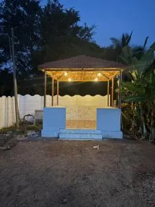 Royal Devansh farm - Sīra