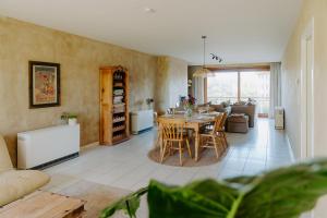 Prachtig, rustig en ruim appartement vlakbij zee