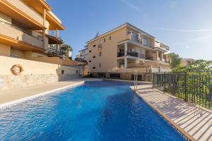 Winter Deal - Luxury Apartment with Terrace Mountain Views Near Beach - 3hvězdičkové hotely ve městě Fuengirola