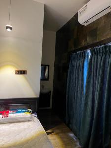 Seaside Serenity modern luxury stay at Ecr