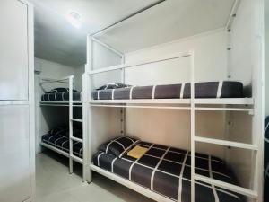 VickyBellas FUNadise Private Resort