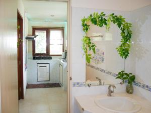 House with view to Kao Ra