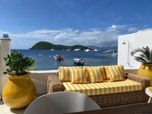 MAÏ TAÏ sur Mer - Terre-de-Bas