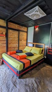 hornbill river cottage udawalwa