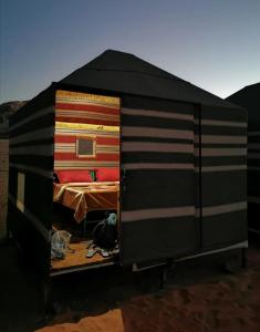 Wadi rum Local guide camp