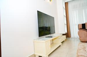 Sunninghills Apartments