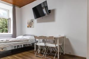 Affordable 1BR Apartment Next to Millennium Tower